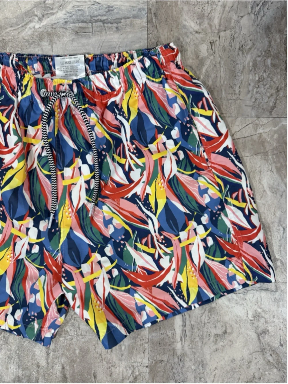 Boardies Dacosta Swim Shorts Men's Large Multicolor Tropical Print Trunks